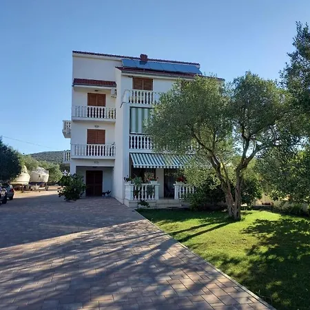 Emanuela Apartamento Sukošan